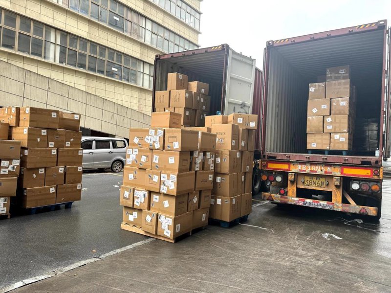 全球贸易之桥：进出口贸易新动态